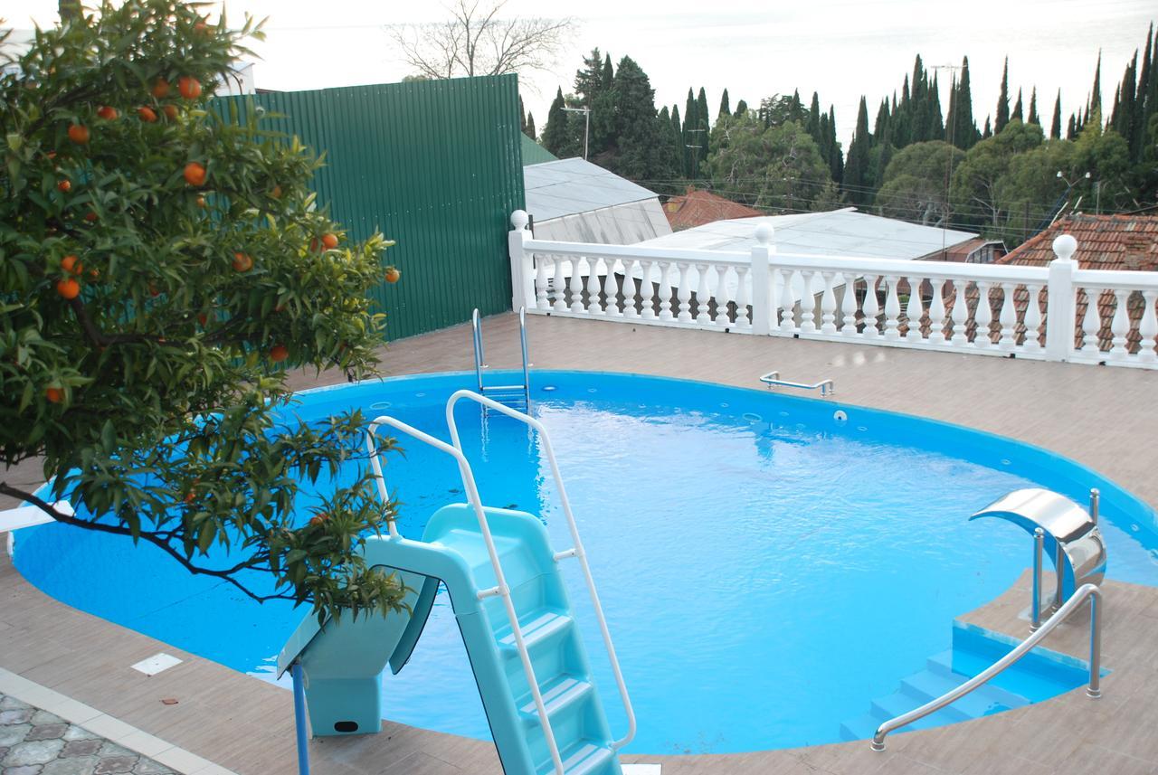 Mamzyshkha Guest House Гагра Екстер'єр фото