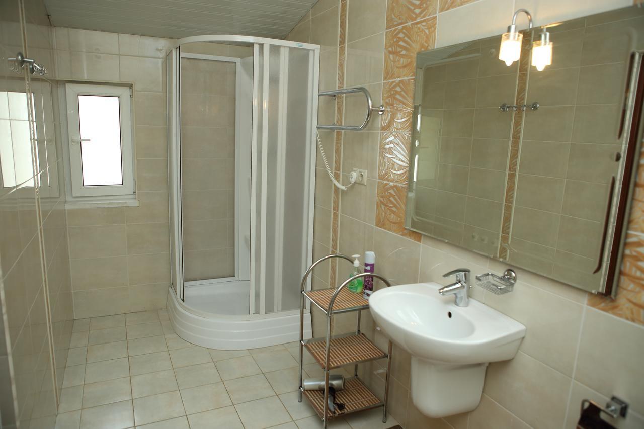 Mamzyshkha Guest House Гагра Екстер'єр фото