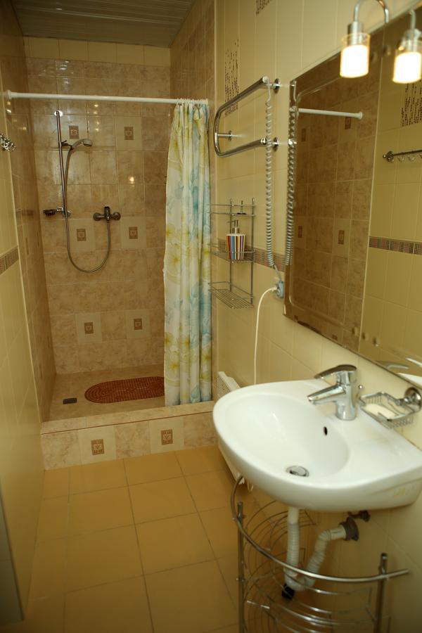 Mamzyshkha Guest House Гагра Екстер'єр фото